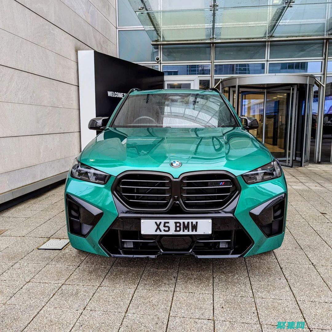 寶馬X5 M：售價(jià)超過10萬美元，每年維護(hù)成本超過10,000美元。(寶馬x5m報(bào)價(jià)2024款價(jià)格及圖片)