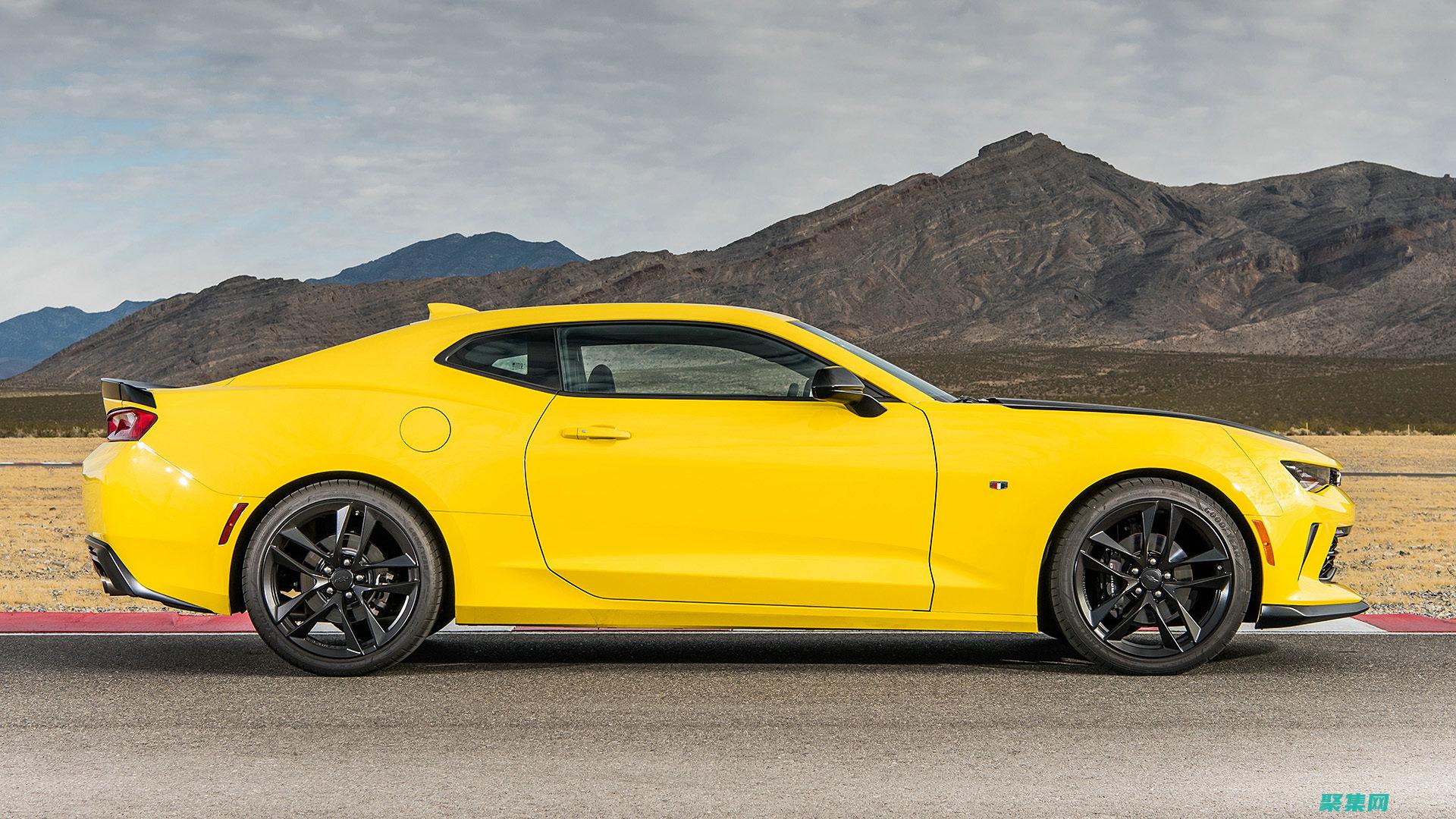 雪佛蘭科邁羅ZL1：售價超過6萬美元，每年維護成本超過6,000美元。(雪佛蘭科邁羅大黃蜂)