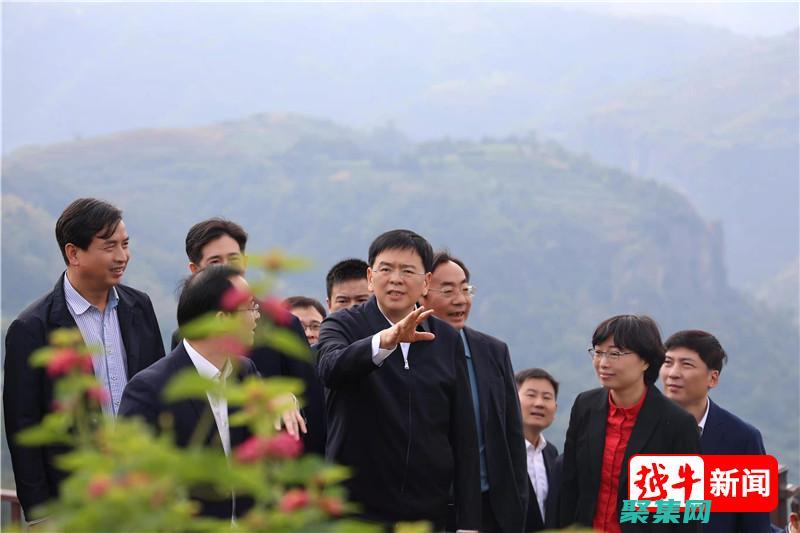 激發(fā)創(chuàng)造力：從頭到尾探索網(wǎng)頁(yè)背景圖片的無限可能性 (激發(fā)創(chuàng)造力英語(yǔ))